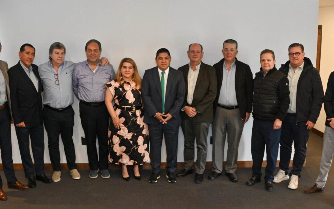 RICARDO GALLARDO DETONA MÁS DESARROLLO CON APOYO DEL CONSEJO POTOSÍ