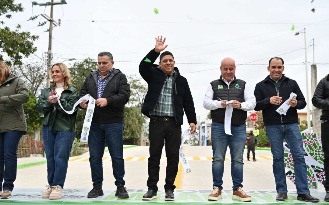 RICARDO GALLARDO ENTREGA RENOVADA CALLE ESTADIO EN CIUDAD VALLES