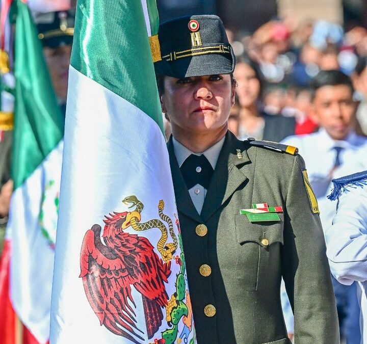 RICARDO GALLARDO PRESIDE CELEBRACIÓN POR EL DÍA DE LA BANDERA