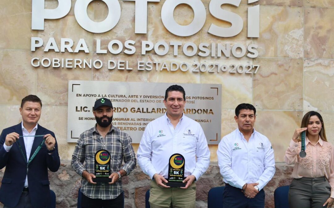 ORGANIZA ESTADO CARRERA NOCTURNA POR ANIVERSARIO DEL COBACH