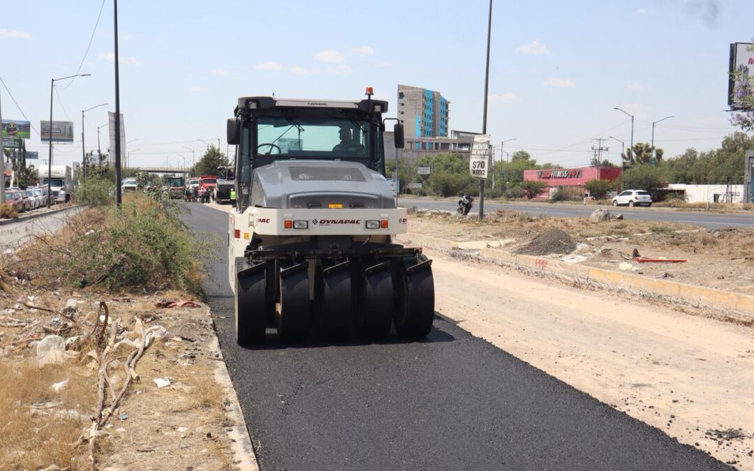 GOBIERNO ESTATAL AVANZA EN MODERNIZACIÓN DE LATERALES DE LA CARRETERA 57