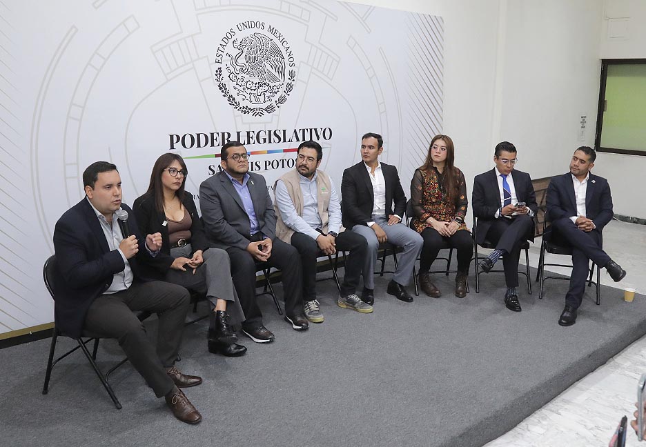 NECESARIO IMPULSAR ACCESO A SERVICIOS FINANCIEROS PARA REDUCIR COSTOS EN ENVÍO DE REMESAS DIP; LUIS EMILIO ROSAS MONTIEL