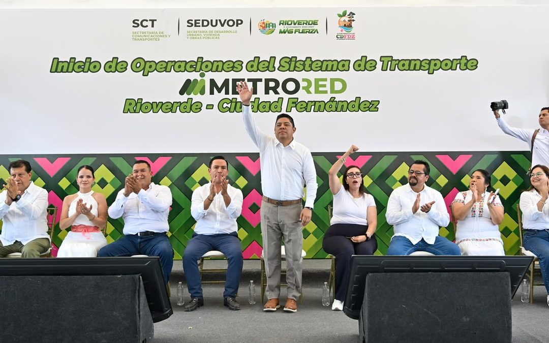 EL GOBERNADOR RICARDO GALLARDO ARRANCA LA NUEVA REDMETRO EN RIOVERDE