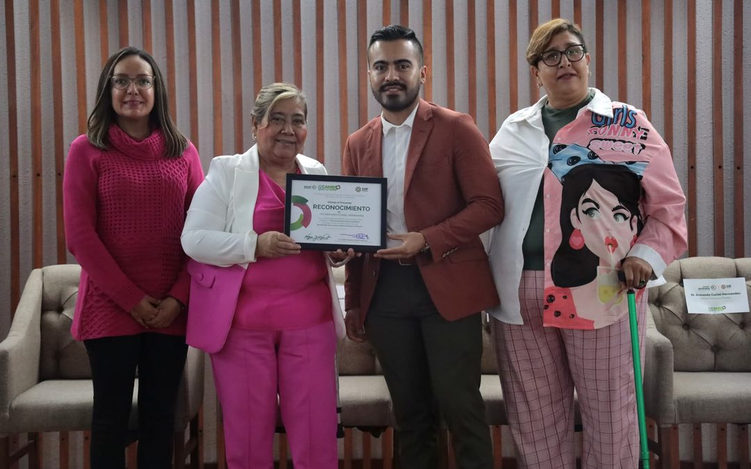 DIF ESTATAL PROMUEVE LA DETECCIÓN OPORTUNA DEL CÁNCER DE MAMA