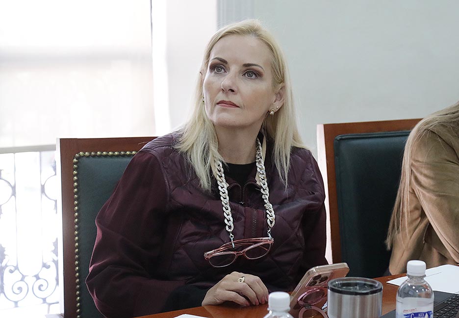 SE PROPONE REFORZAR ACCIONES DE PREVENCIÓN DEL SUICIDIO Y ATENCIÓN A LA SALUD MENTAL EN LOS 59 MUNICIPIOS DE SAN LUIS POTOSÍ Y LA UASLP. DIP: MARÍA ARANZAZU PUENTE BUSTINDUI