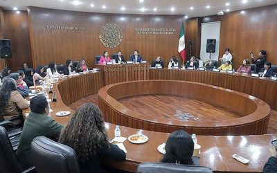 COMPARECE LA TITULAR DE LA SECRETARIA DE EDUCACIÓN DE GOBIERNO DEL ESTADO, DEYSI MARIBEL LÓPEZ SIERRA ANTE LAS Y LOS INTEGRANTES DE LA LXIV LEGISLATURA.